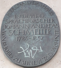 Memorial plaque at Schmeller’s Munich flat, Theresienstrasse 9 (source: Felicitas Erhard)